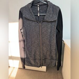 Lululemon Athletica Black and Gray Zip-Up sweater